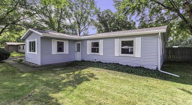 Photo of 705 W Adams St, Osceola, IN 46561