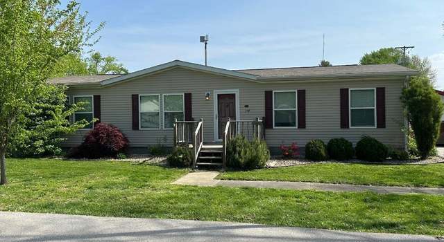 Photo of 106 E Vincennes St, Carlisle, IN 47838
