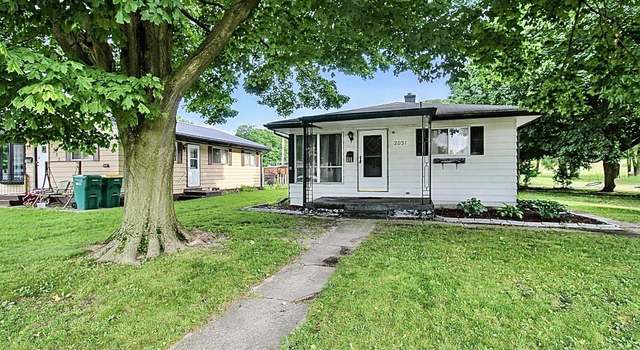 Photo of 2031 Panama St, Mishawaka, IN 46544