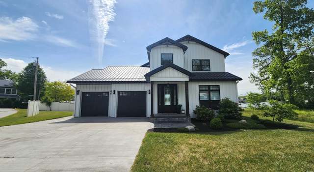 Photo of 10969 E Tippecanoe Dr, Walkerton, IN 46574