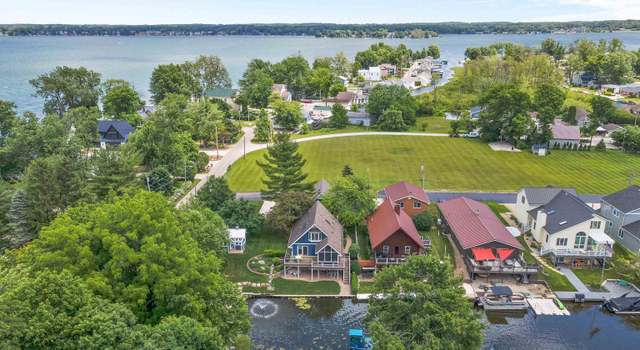 Photo of 10529 N Moore St, Syracuse, IN 46567