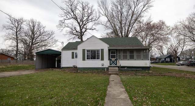Photo of 625 North St, Chesterfield, IN 46017
