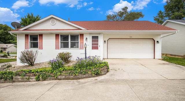 Photo of 705 Day Spring Ct, Middlebury, IN 46540