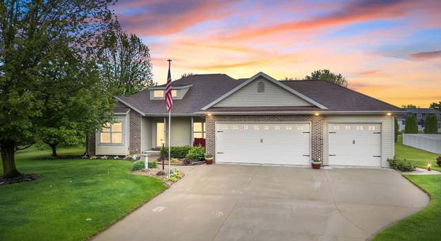 Photo of 4077 E Oldfield Dr, Leesburg, IN 46538