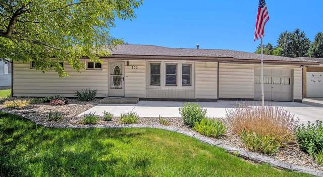 Photo of 703 W Superior St, Osceola, IN 46561