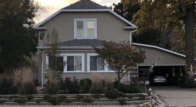 Photo of 617 N First St, Pierceton, IN 46562