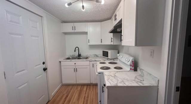 Photo of 2718 S High St, Muncie, IN 47302