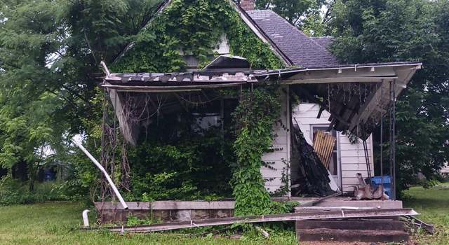 Photo of 419 S Lawton St, Jasonville, IN 47438
