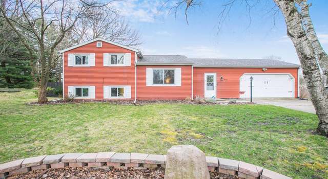 Photo of 18040 Bariger Pl, South Bend, IN 46637