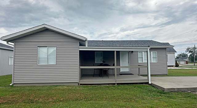 Photo of 402 Sheridan St, Loogootee, IN 47553