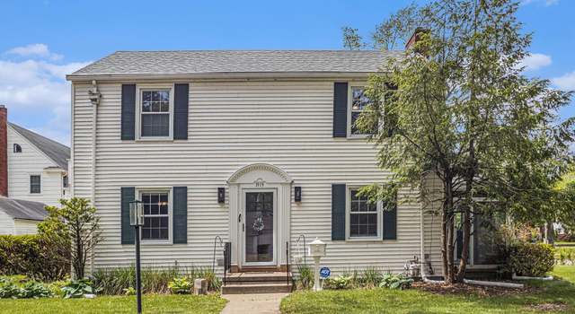 Photo of 1919 Kessler Blvd, South Bend, IN 46616