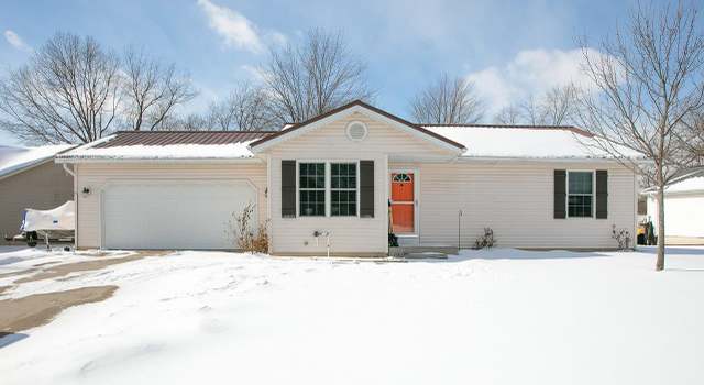 Photo of 803 Heritage Dr, Middlebury, IN 46540