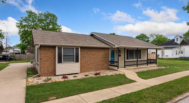 Photo of 104 S Line St, South Whitley, IN 46787