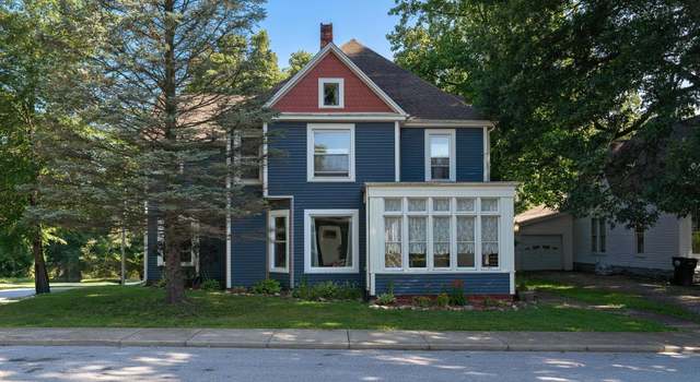 Photo of 32 W Center St, Williamsport, IN 47993