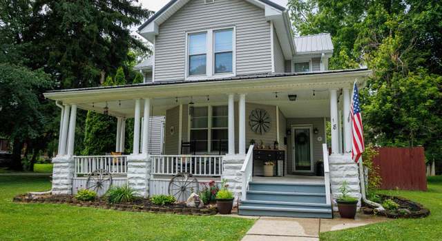 Photo of 18 Fall St, Williamsport, IN 47993