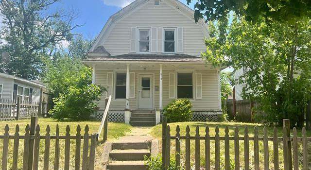 Photo of 812 E Bowman St, South Bend, IN 46613