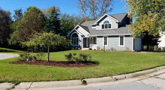 Photo of 51791 Waterford Ln, Granger, IN 46530