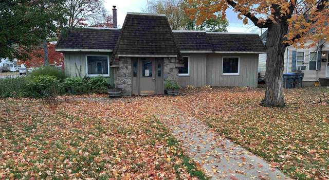 Photo of 357 N Nappanee St, Nappanee, IN 46550