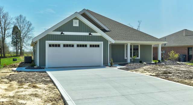 Photo of 961 W Rudolph Ln, Santa Claus, IN 47579
