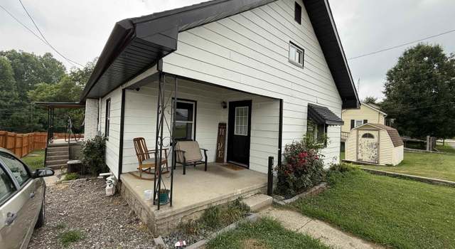 Photo of 305 N Mill St, Winslow, IN 47598