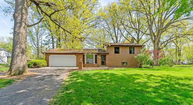 Photo of 4110 Woodstock Dr, Fort Wayne, IN 46815