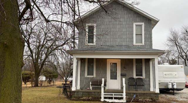 Photo of 109 S Elm St, Earl Park, IN 47942