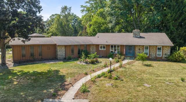 Photo of 51965 Whitestable Ln, South Bend, IN 46637