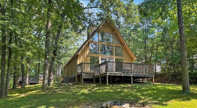 Photo of 12 E Chimes Dr, Santa Claus, IN 47579
