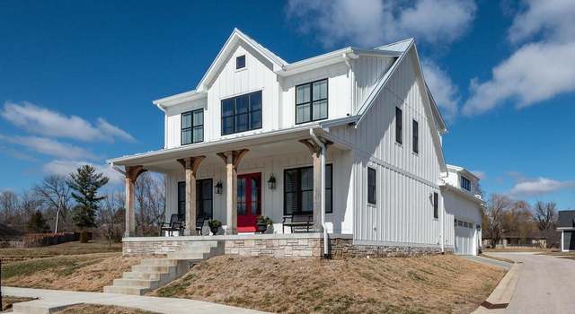 Photo of 2435 E Cathcart St, Bloomington, IN 47401