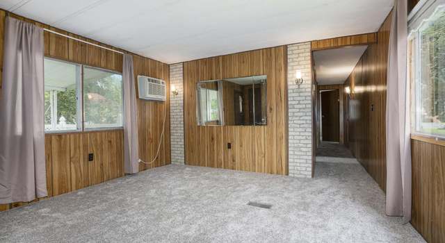 Photo of 208 N West St, Milford, IN 46542