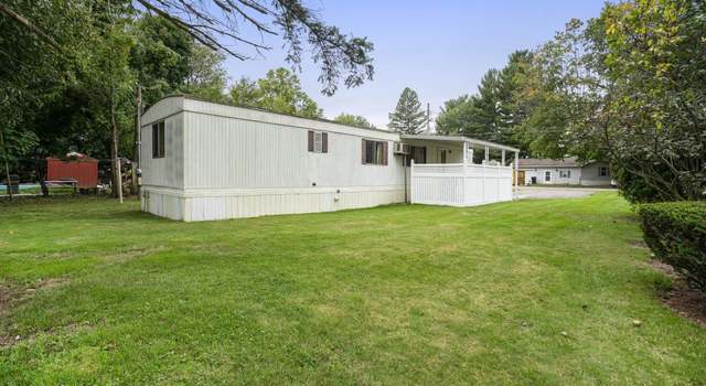Photo of 208 N West St, Milford, IN 46542