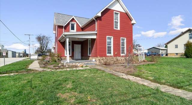 Photo of 1100 N Main St, Huntingburg, IN 47542