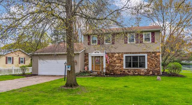 Photo of 58965 Sunrise Ln, Elkhart, IN 46517