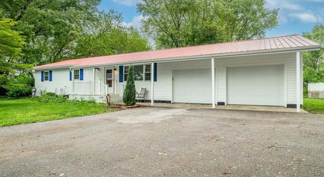 Photo of 423 E 13th St, Fairmount, IN 46928