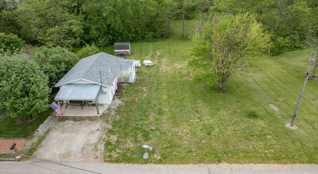 Photo of 902 E Grant, Hartford City, IN 47348