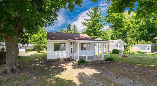 Photo of 8220 E Wesley Ln, North Webster, IN 46555