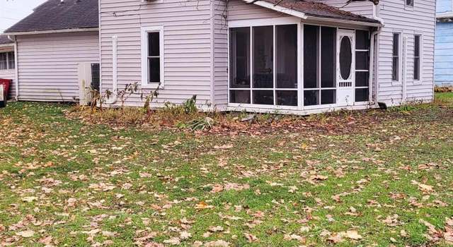 Photo of 119 N 2nd St, Chalmers, IN 47929