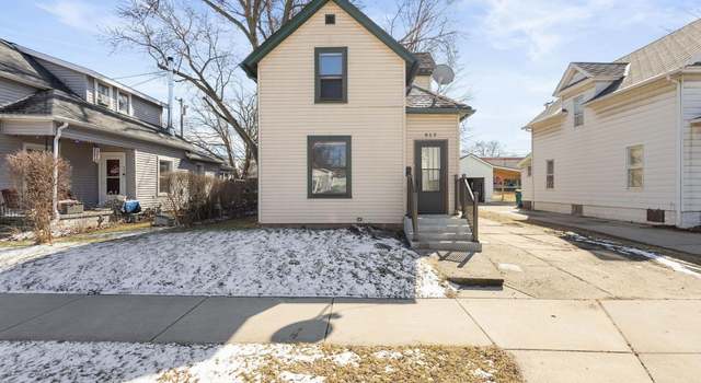 Photo of 823 E 4th St, Mishawaka, IN 46544