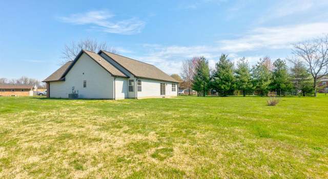 Photo of 7711 Owens Dr, Newburgh, IN 47630