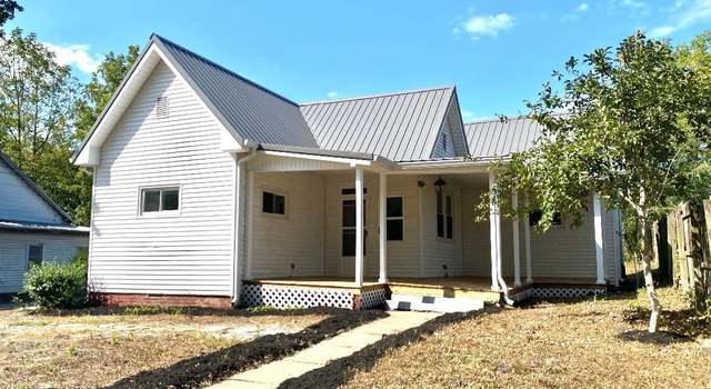 Photo of 220 Third St, Worthington, IN 47471