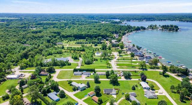 Photo of Crows Nest Lots 7 And 8 Dr, Syracuse, IN 46567