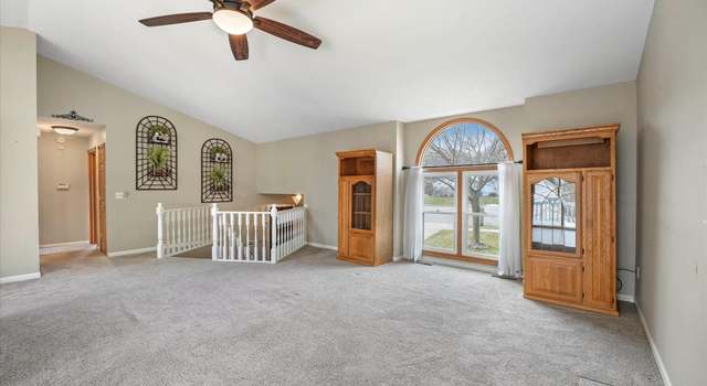 Photo of 2211 Hidden Oaks Dr, South Bend, IN 46628
