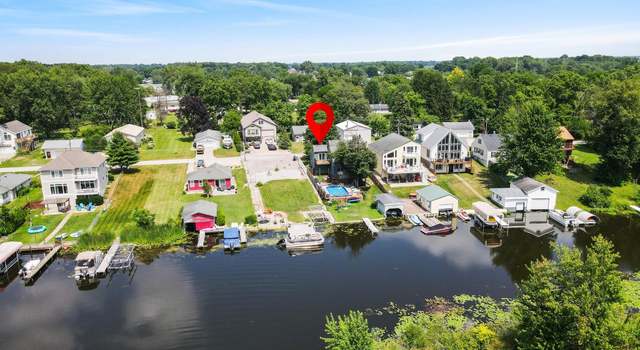 Photo of 11621 N Elm Grove Dr, Syracuse, IN 46567