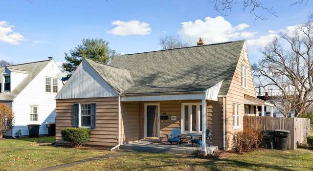 Photo of 102 N Hawthorne Dr, South Bend, IN 46617