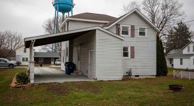 Photo of 606 N Thompson St, Bourbon, IN 46504
