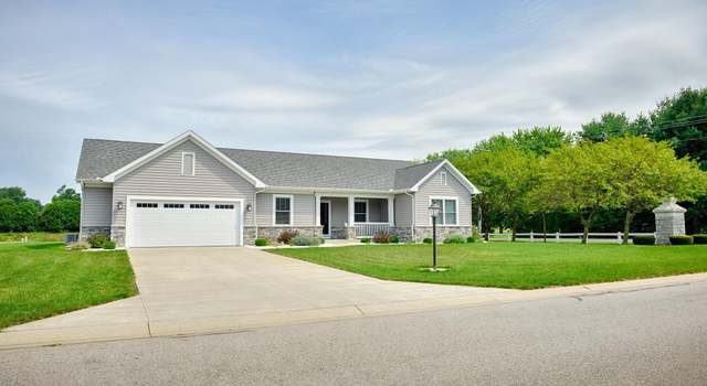 Photo of 16021 Brentwood Dr, Goshen, IN 46526