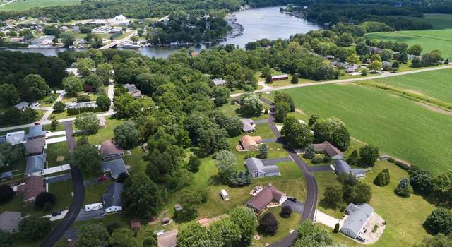 Photo of 202 S Countrybrook Dr, Monticello, IN 47960