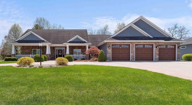 Photo of 1917 E Blossom Ln, Warsaw, IN 46580