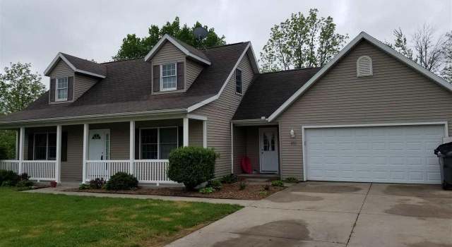 Photo of 451 Hillcrest Dr, Goshen, IN 46528
