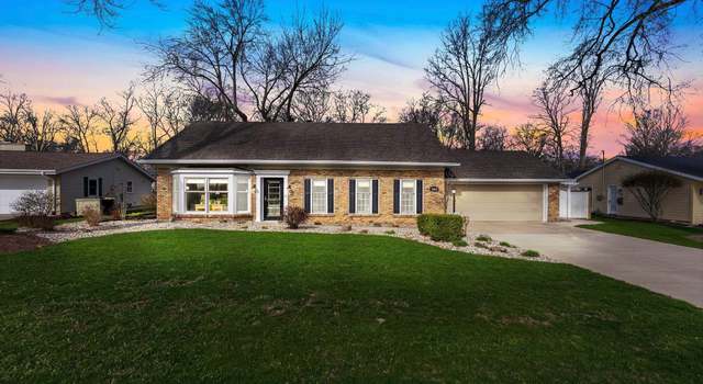 Photo of 2821 Devon Dr, Fort Wayne, IN 46815